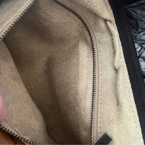 Matt & Nat Santogold Red Velvet Clutch Shoulder Crossbody Foldover Purse - Picture 9 of 11